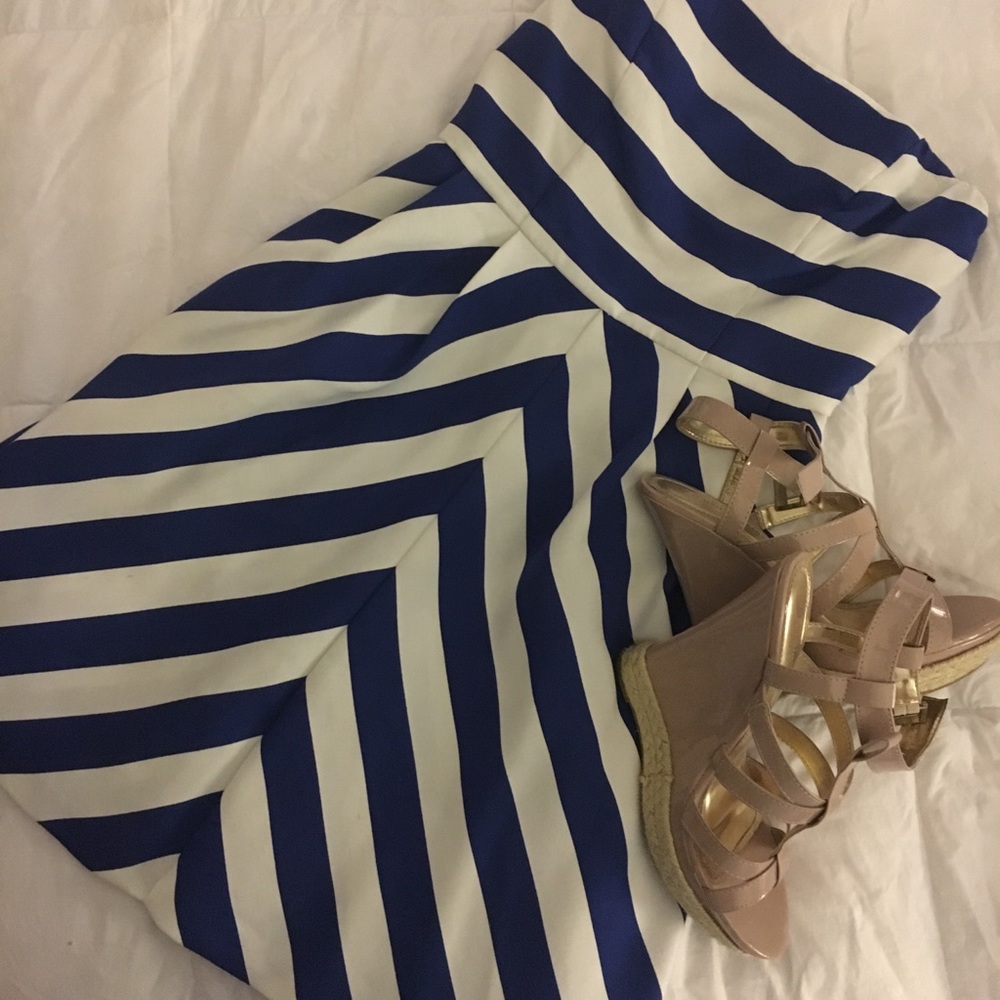 Outback Red Cute Dress with Pockets!